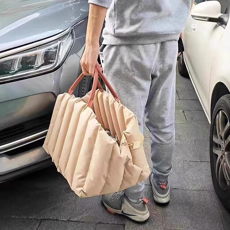 حقيبة حمل للكلاب والقطط، مقعد  - مراجعة Travel Accessories Dog وسعره