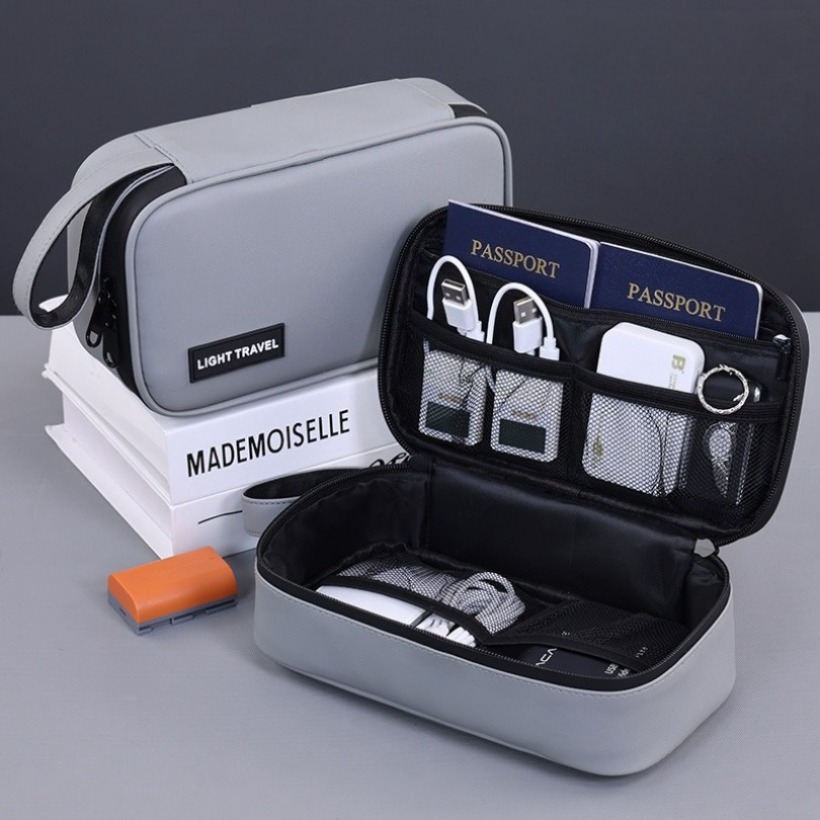 حقيبة تخزين رقمية خفيفة الوزن  - مراجعة Travel Accessories Bag وسعره